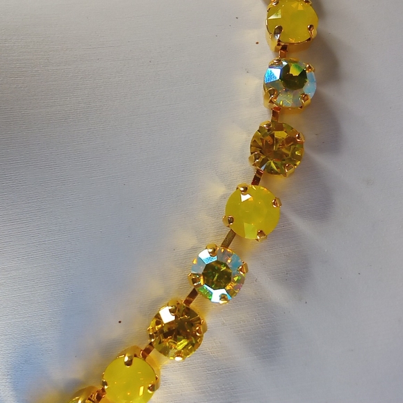 Citrine Yellow Opal and AB Crystals in Classic Gold Plated Necklace and Earrings - Picture 6 of 10